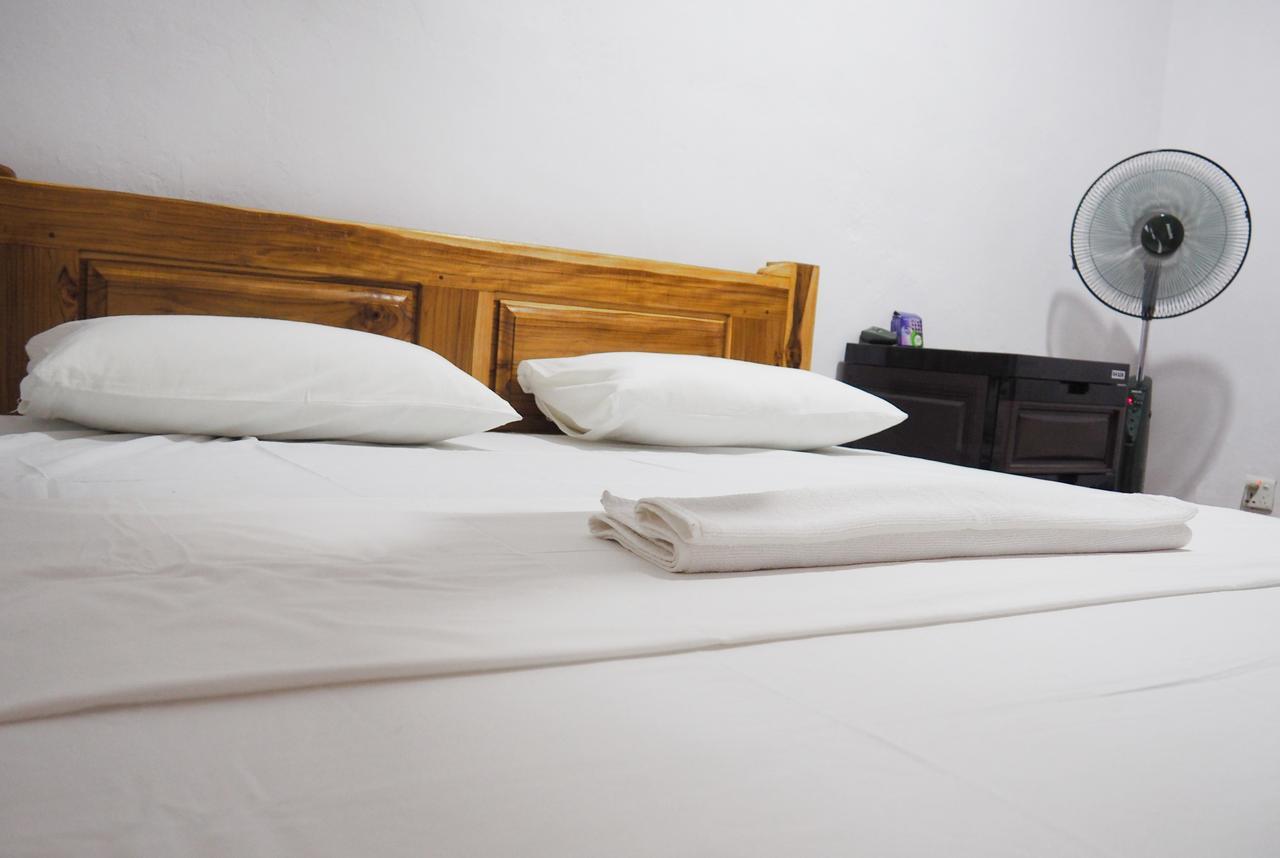 Thilina Homestay Sigirîya Extérieur photo